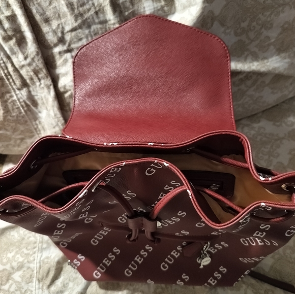 Guess red book bag pocket book - Picture 3 of 5